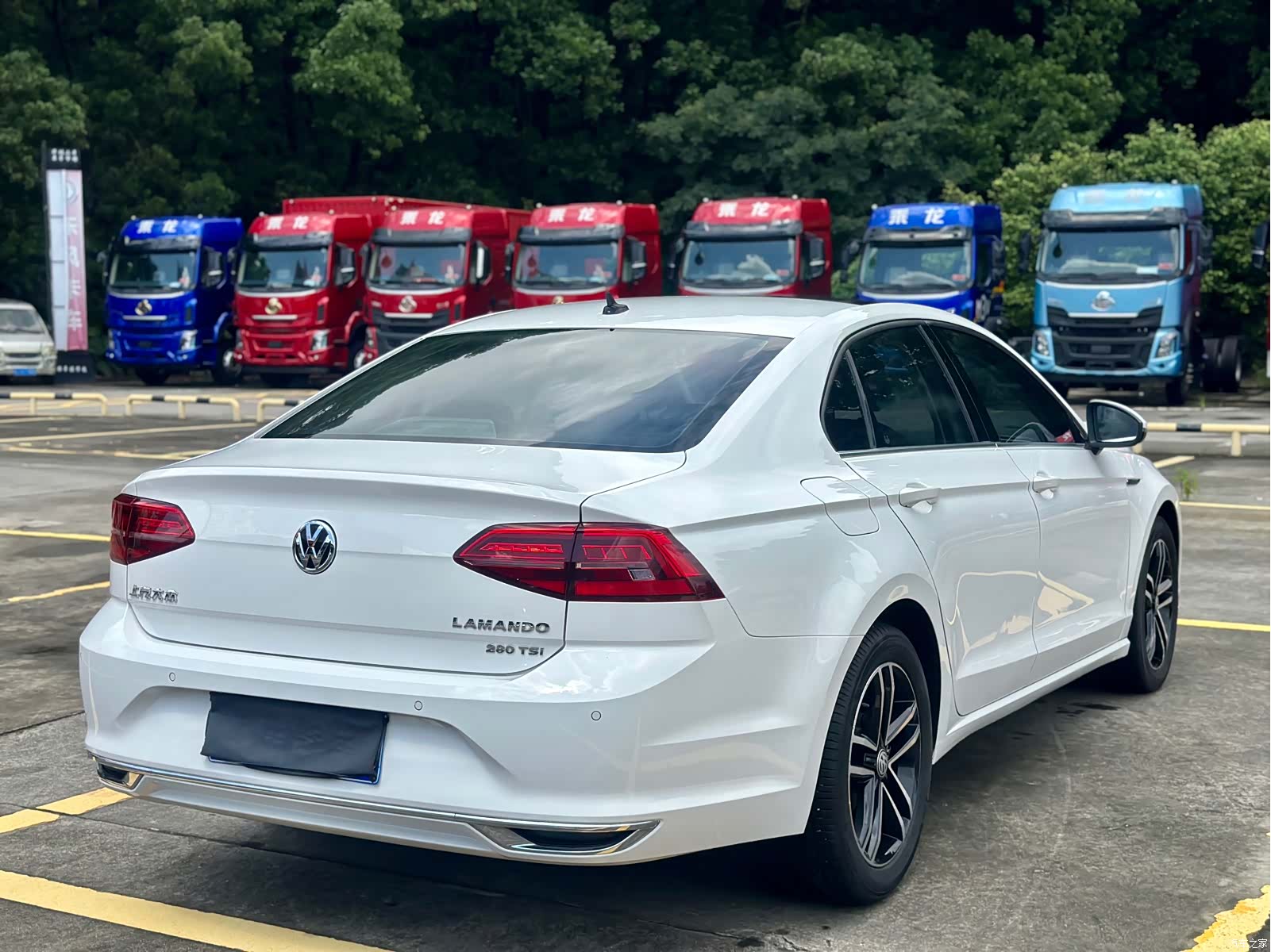 Volkswagen Lamando, 2018 7