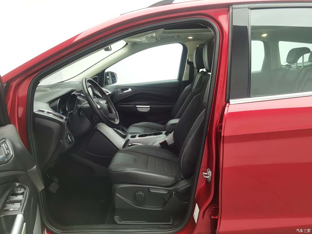 Ford Kuga, 2014 10