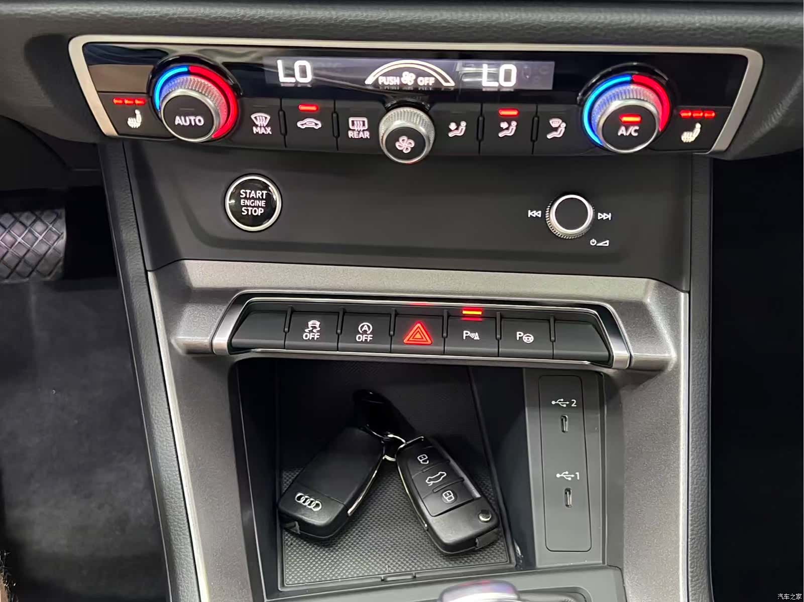 Audi Q3, 2022 12