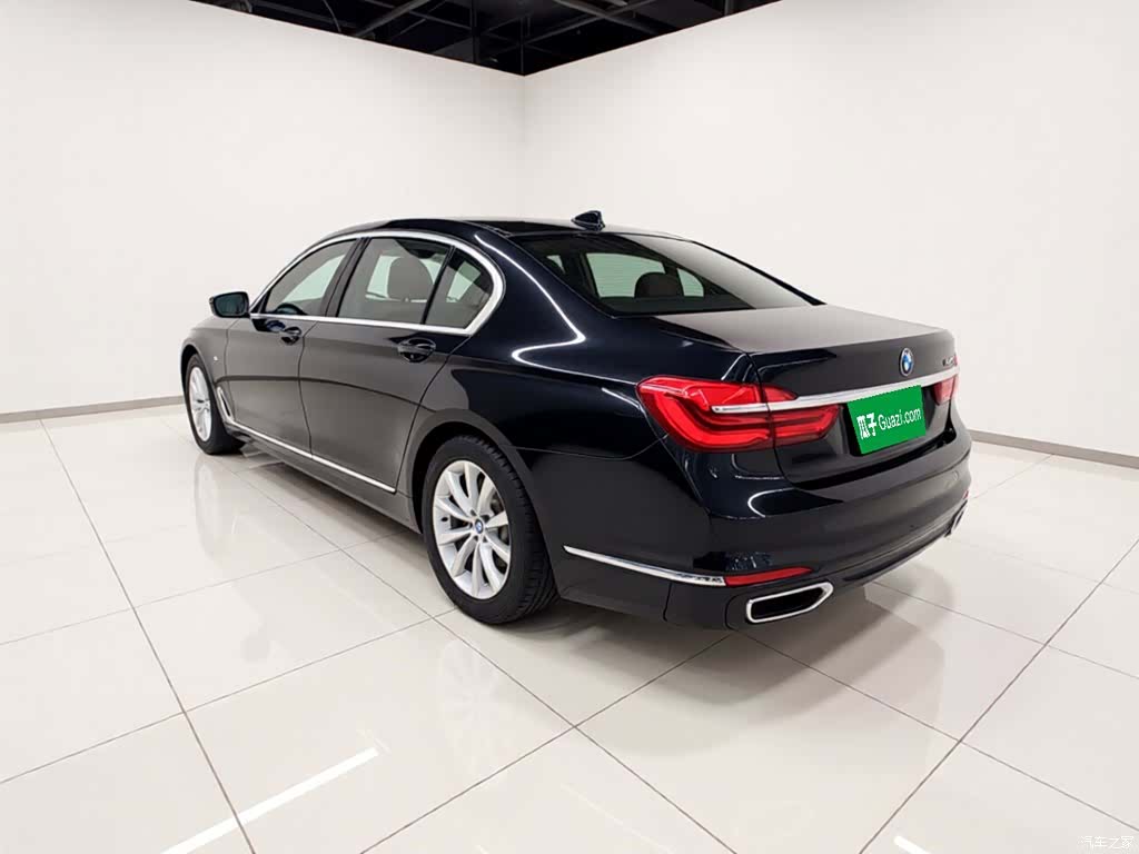 BMW 7 Series, 2017 все фото