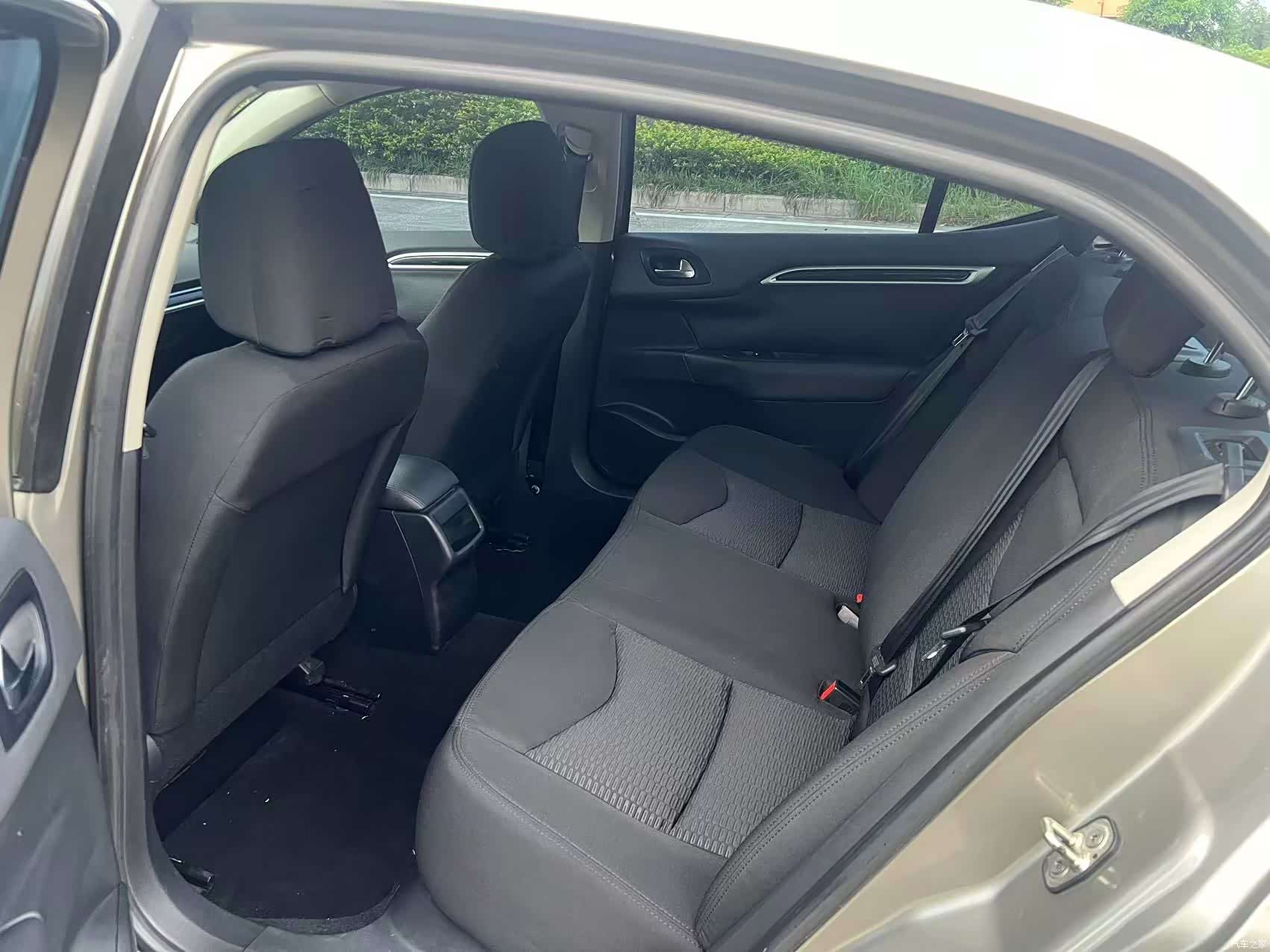 Citroen C4, 2015 10