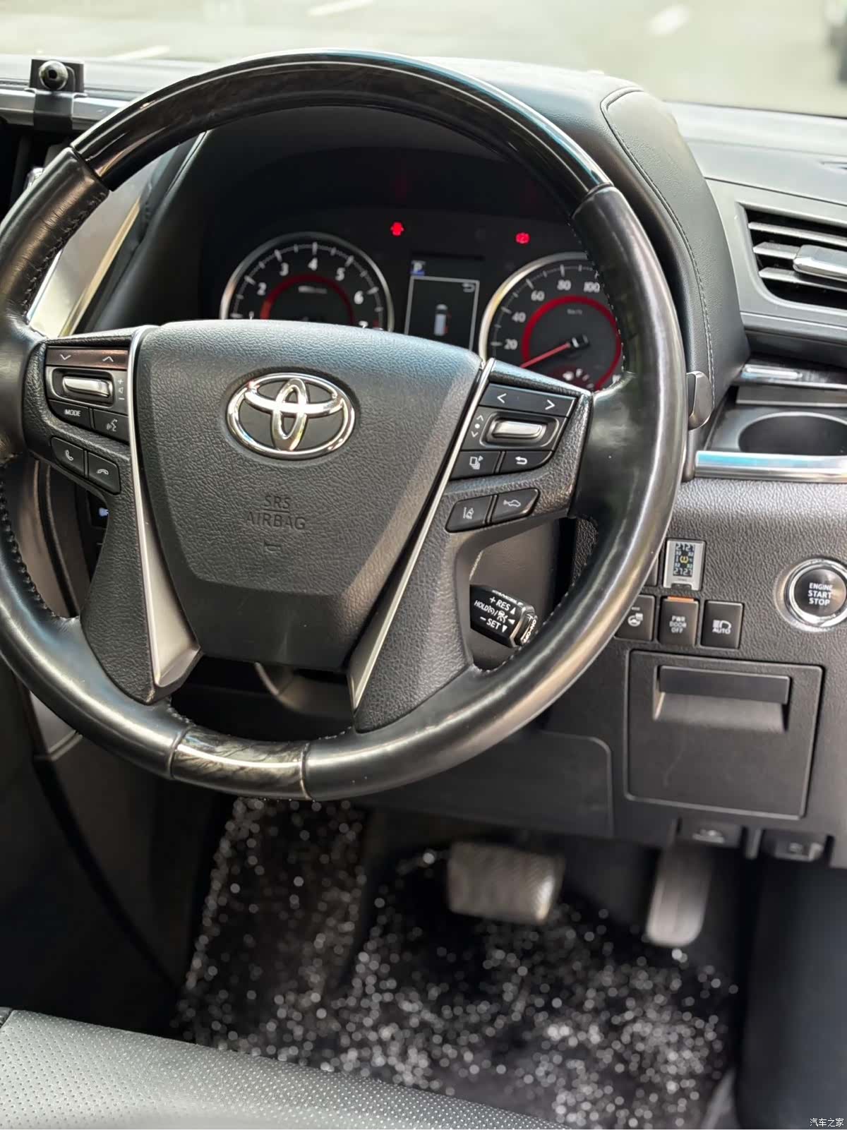 Toyota Alphard, 2019 9
