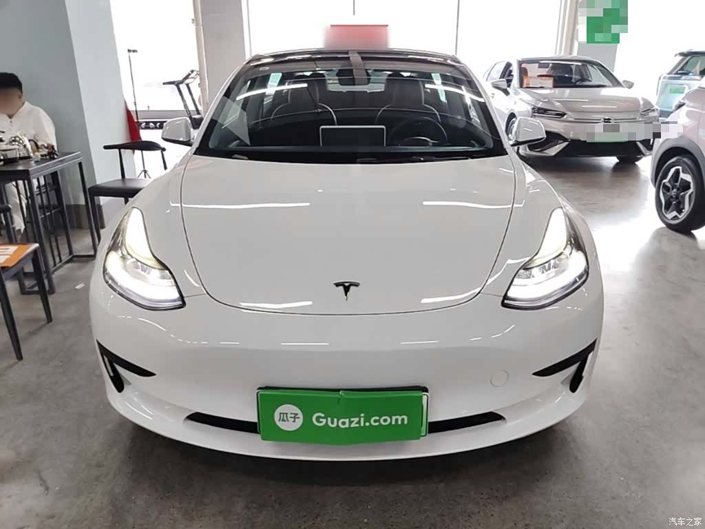 Tesla Model 3, 2023 3