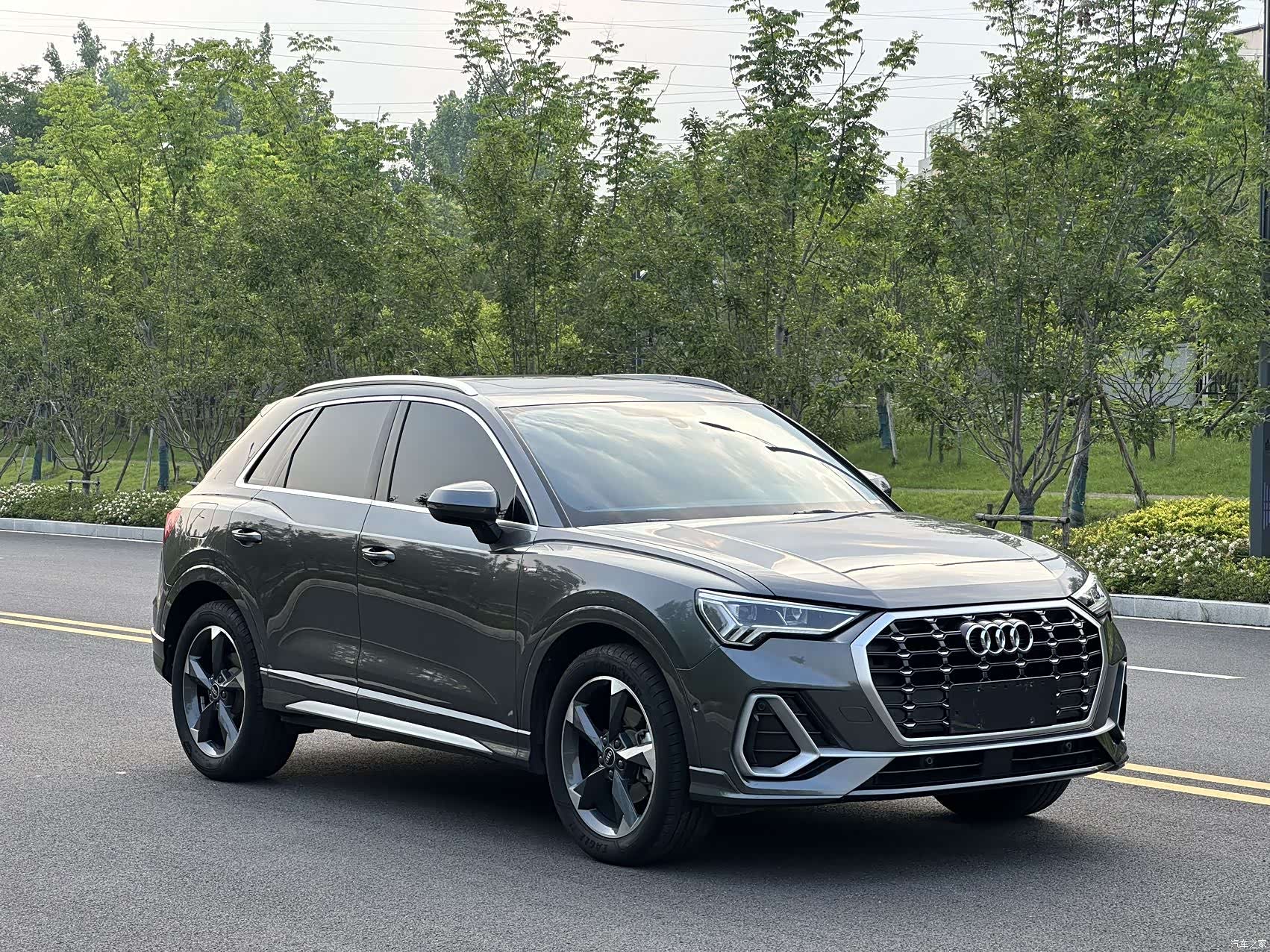 Audi Q3, 2022 3