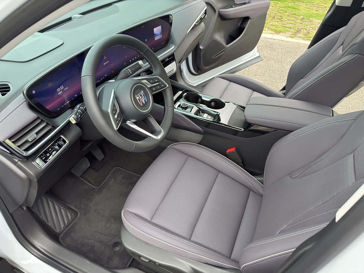 Buick Envision Plus, 2026 7