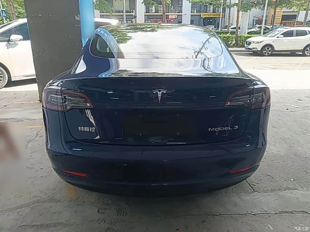 Tesla Model 3, 2020 6