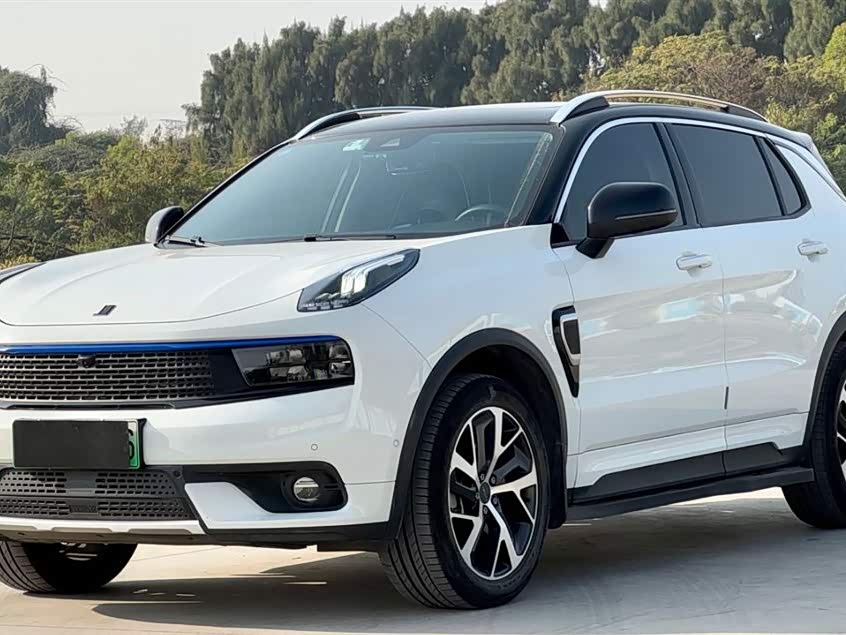 Lynk & Co 01 EM-P Lynk & Co 01 EM-P