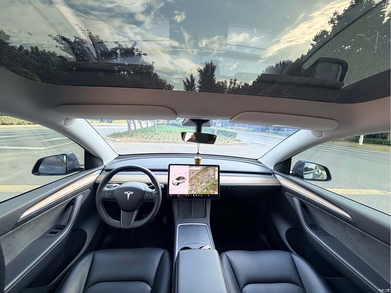 Tesla Model Y, 2021 7