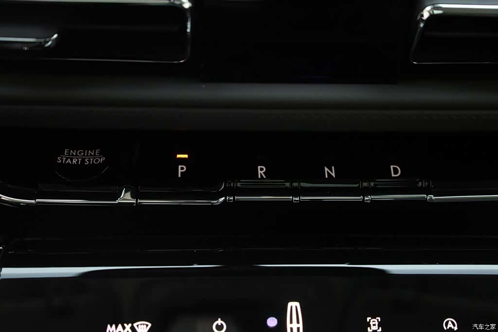 Lincoln Aviator, 2025 21