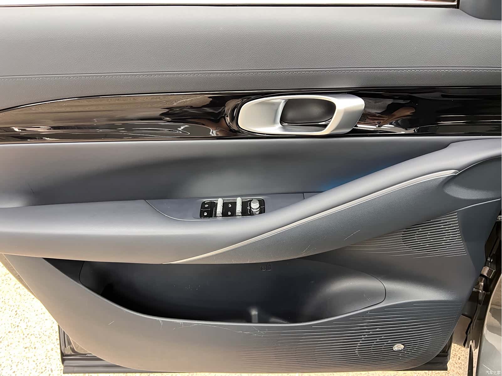 Geely Galaxy E5, 2024 12