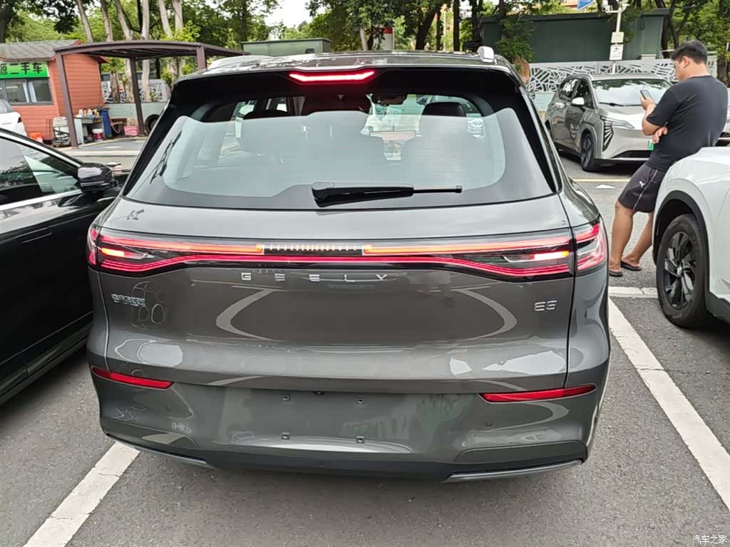 Geely Galaxy E5, 2026 все фото