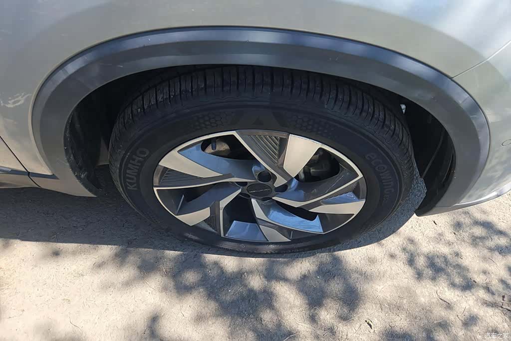 BAIC X7, 2021 6