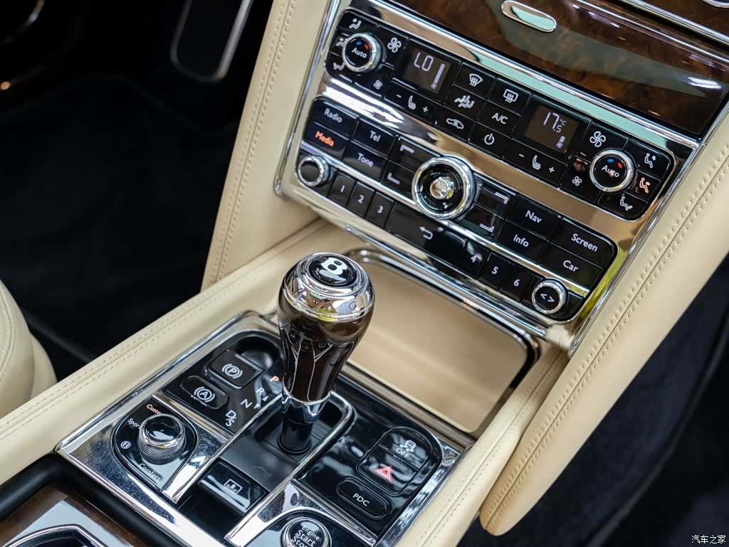 Bentley Mulsanne, 2016 21