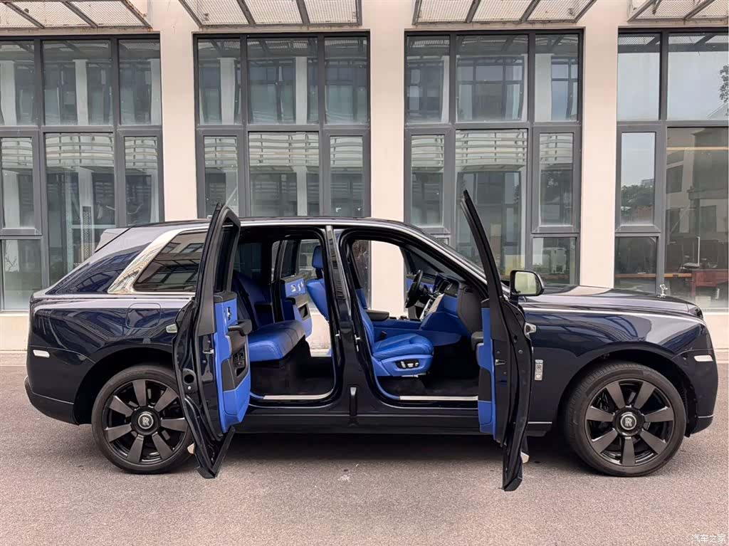 Rolls-Royce Cullinan, 2019 9