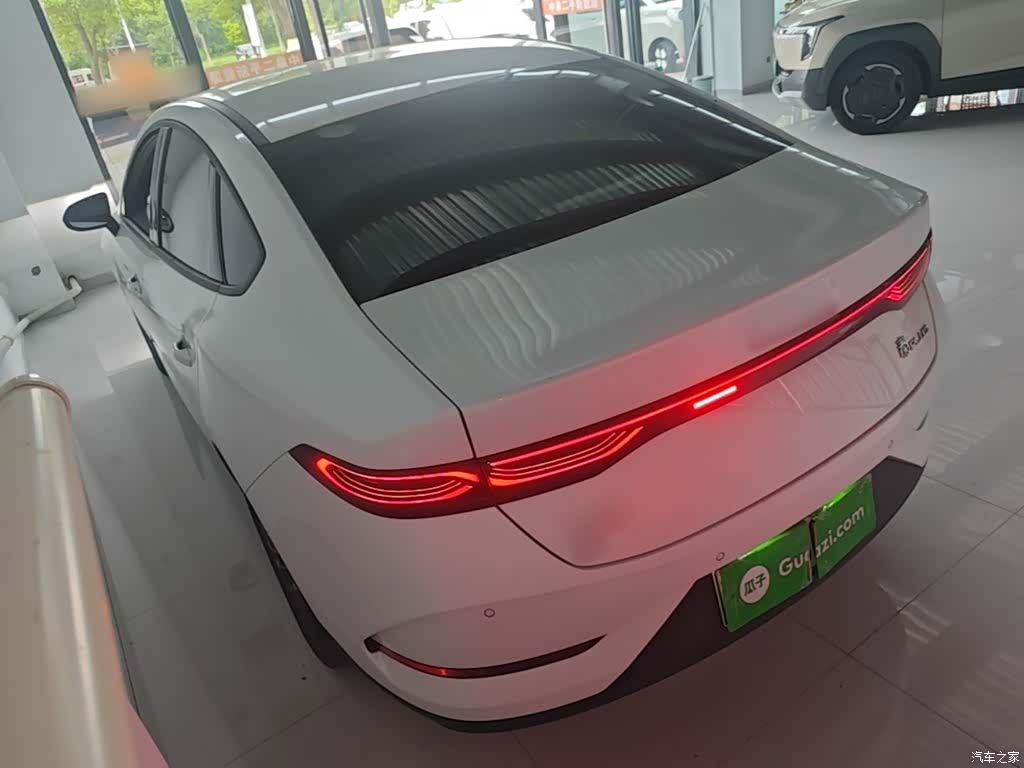 BYD Qin, 2026 все фото