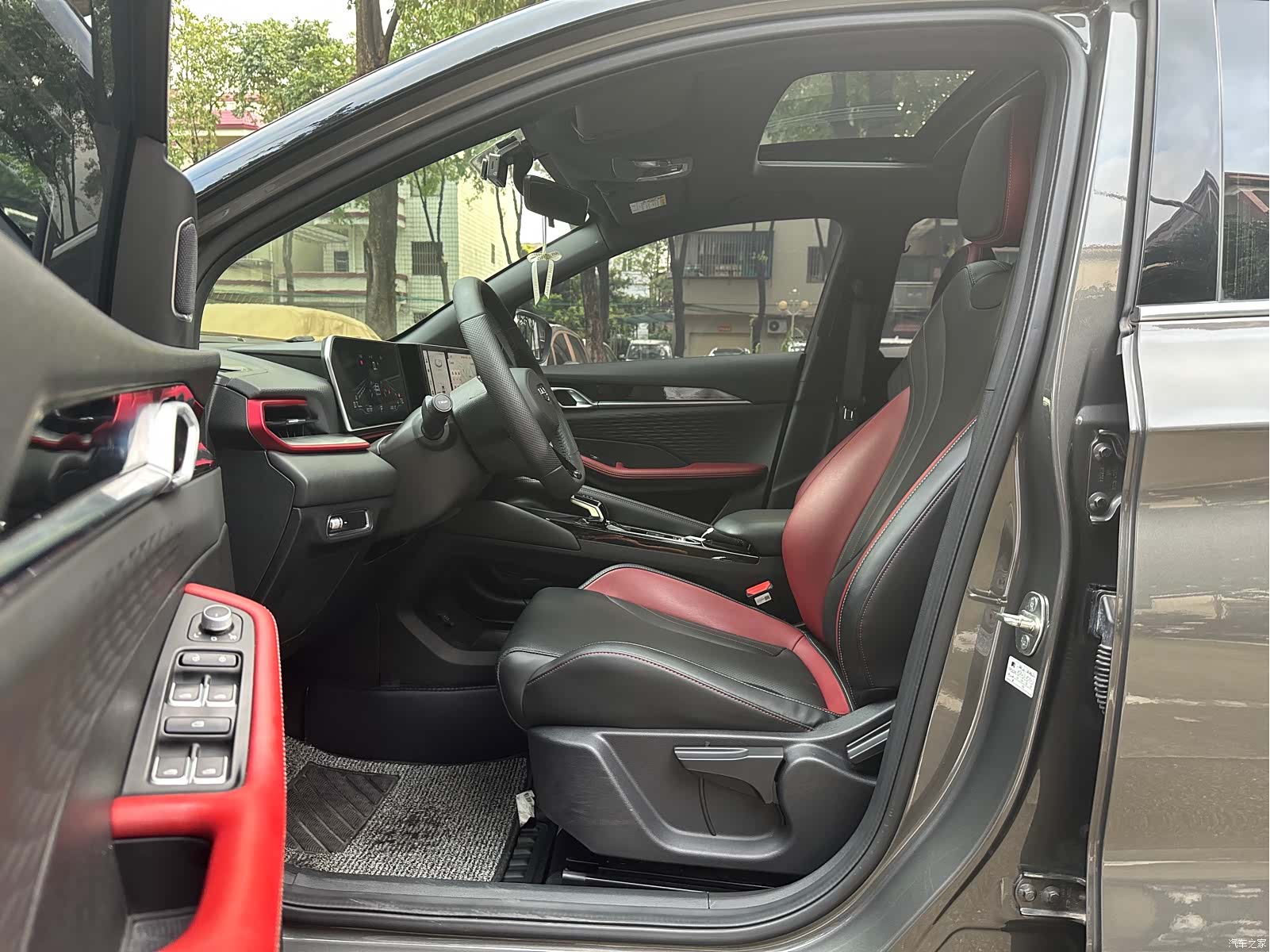 Geely Coolray, 2023 7