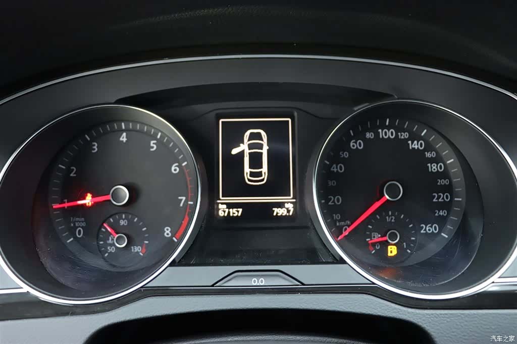 Volkswagen Magotan, 2019 10