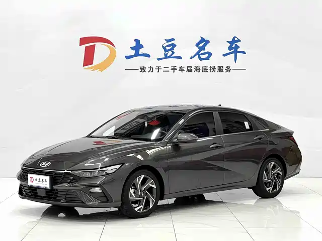 Hyundai Elantra 2023 — купить из Китая под заказ