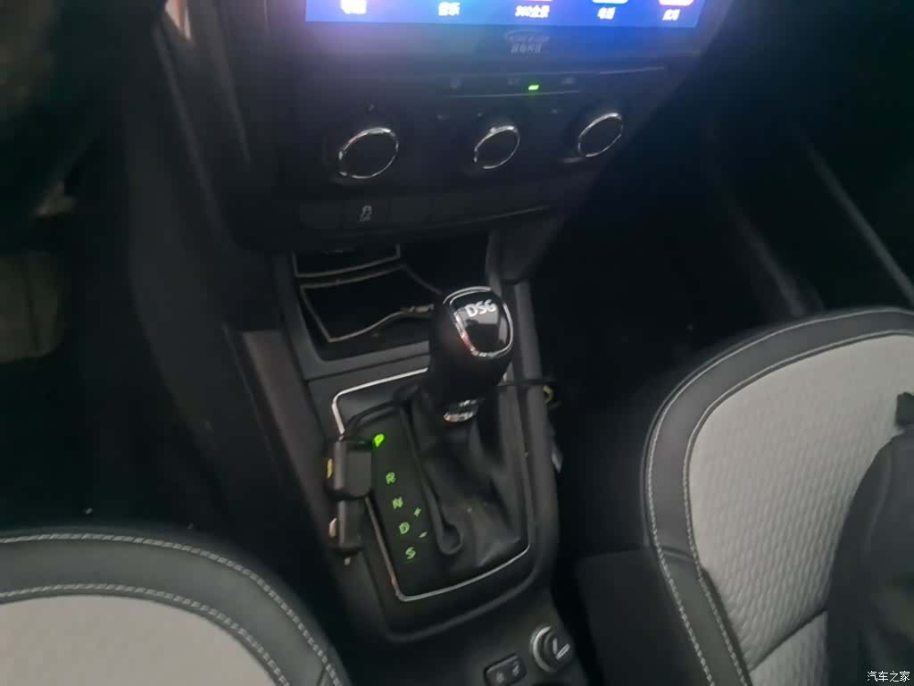 Skoda Yeti, 2015 14