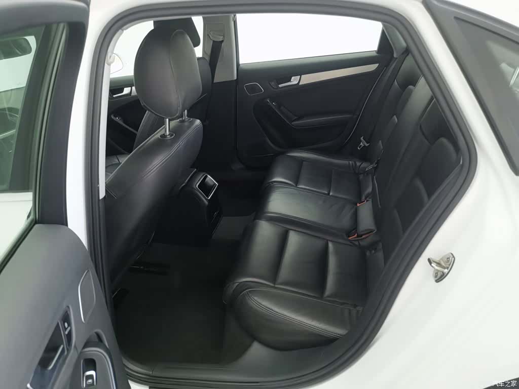 Audi A4L, 2014 15