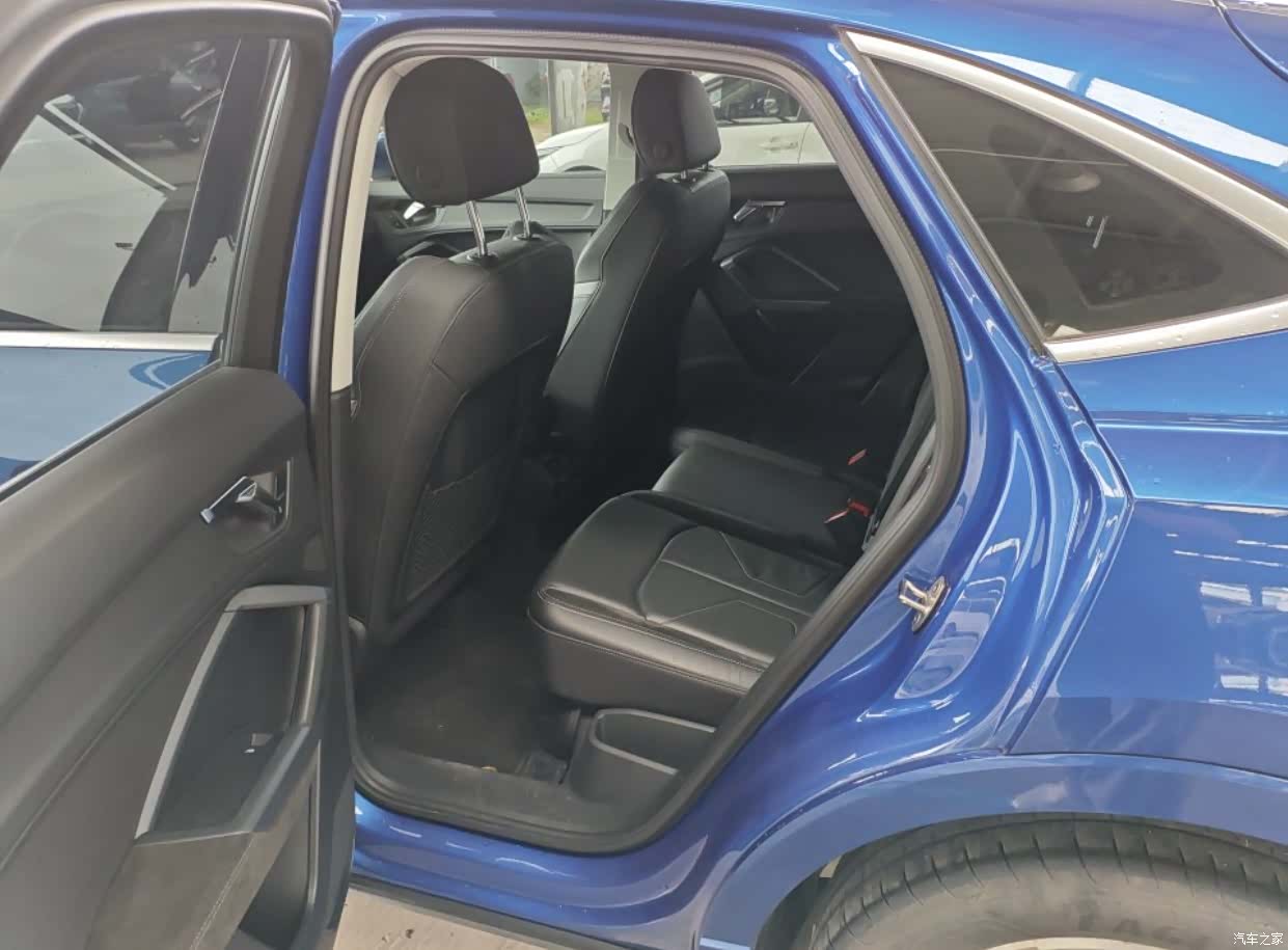 Audi Q3, 2021 6