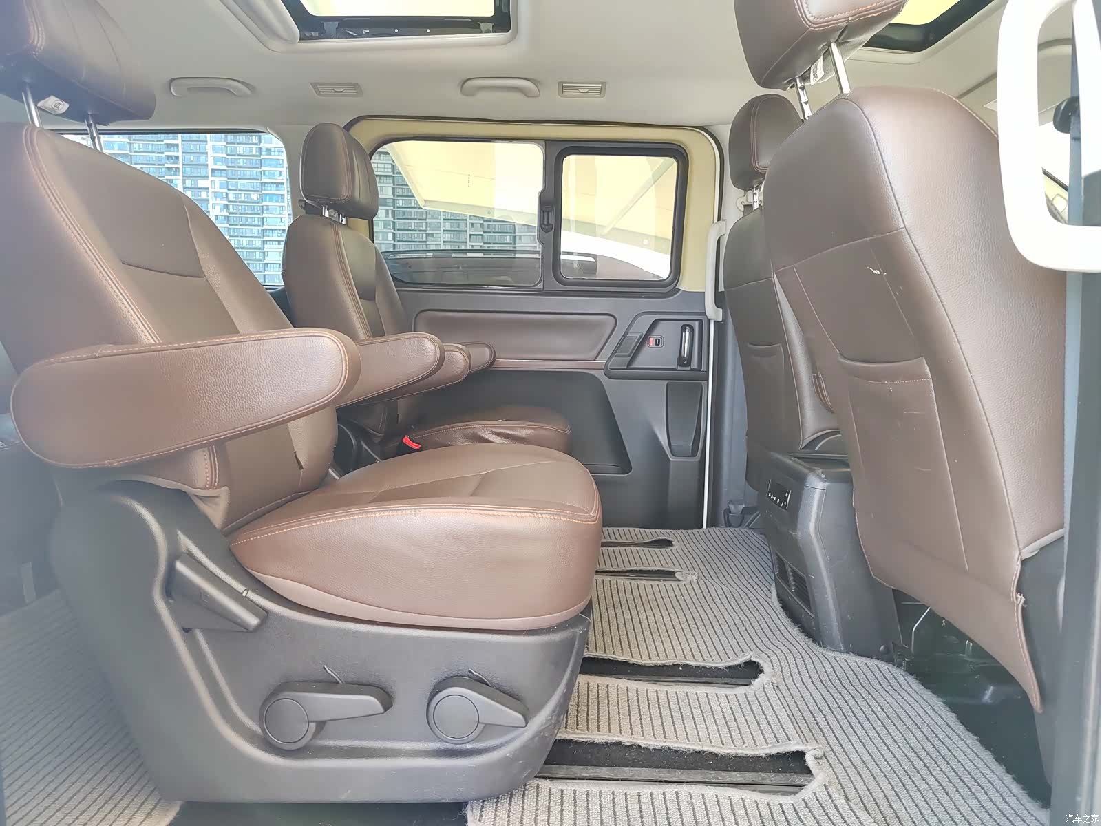 DongFeng CM7, 2018 21
