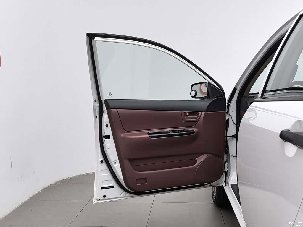 BYD F3, 2015 8