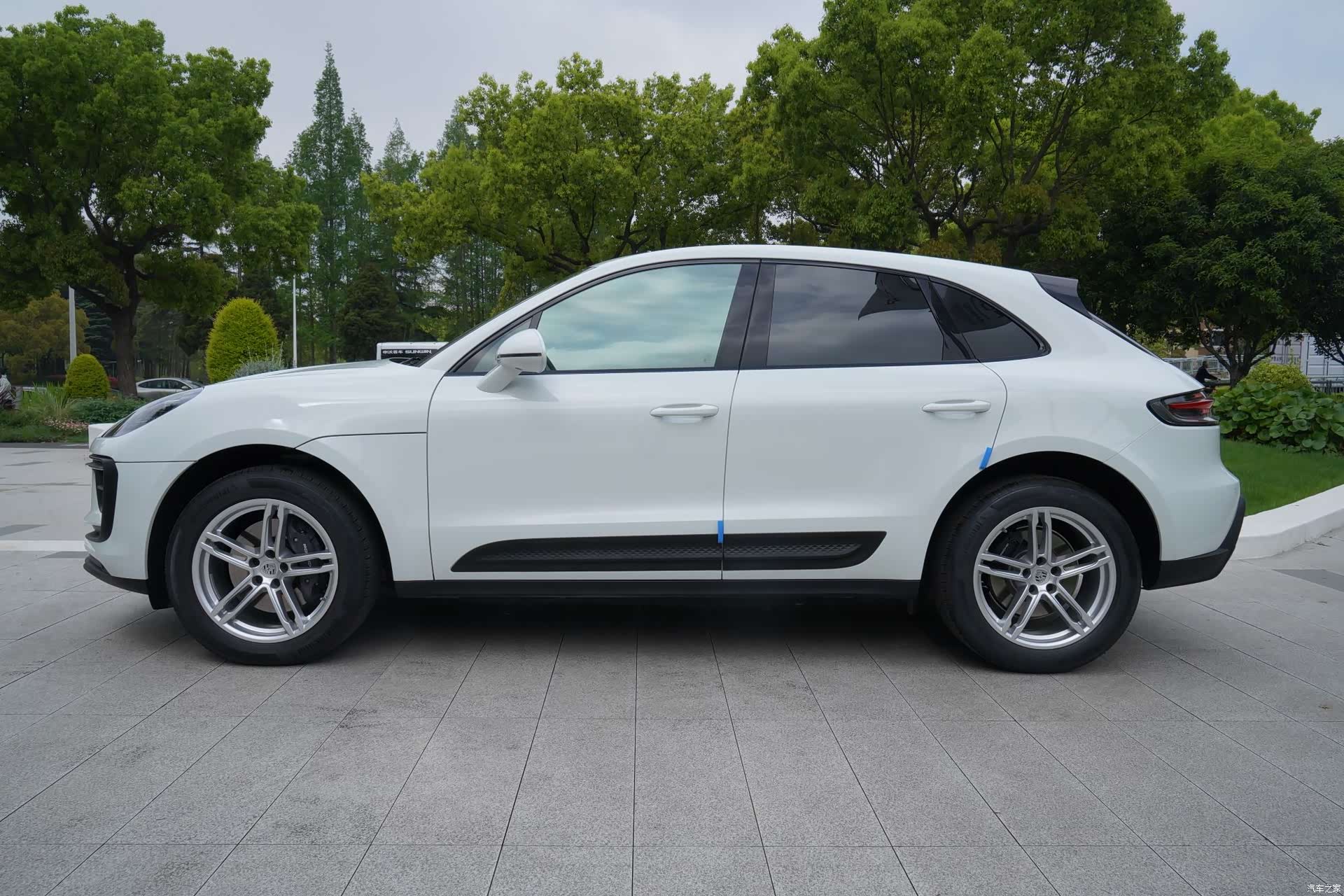 Porsche Macan, 2024 3