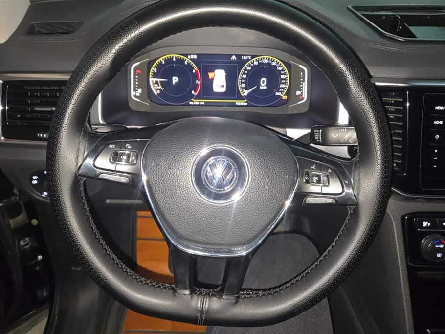 Volkswagen Tourang