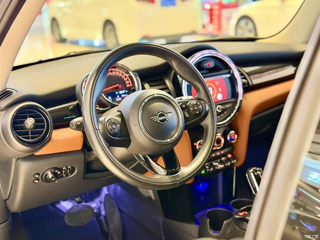 Mini Cooper, 2020 13