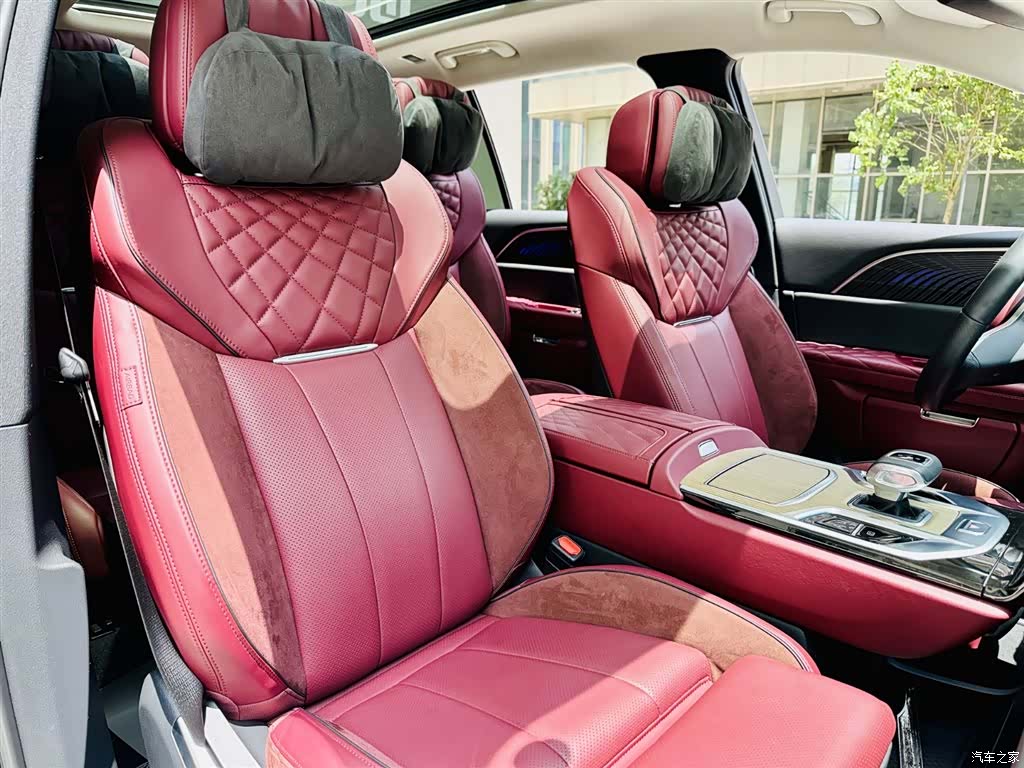 Hongqi E-HS9, 2023 7