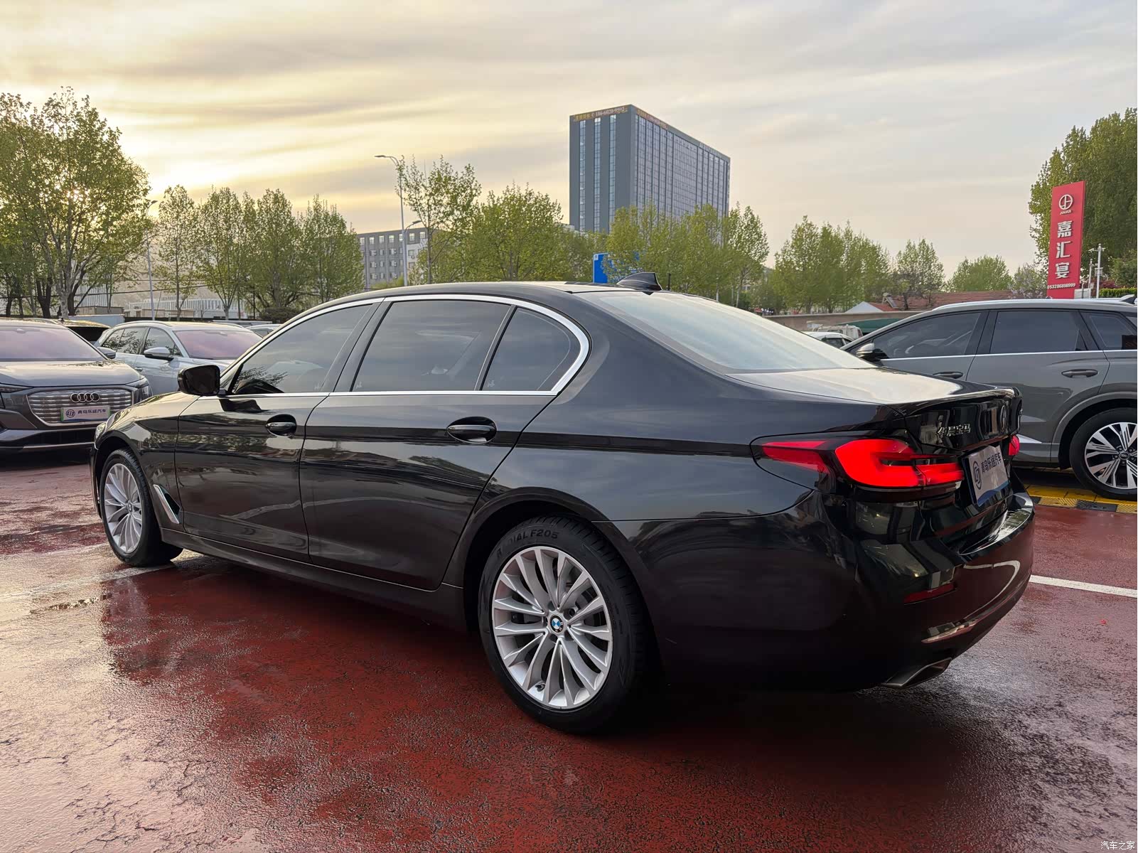 BMW 5 Series, 2022 4