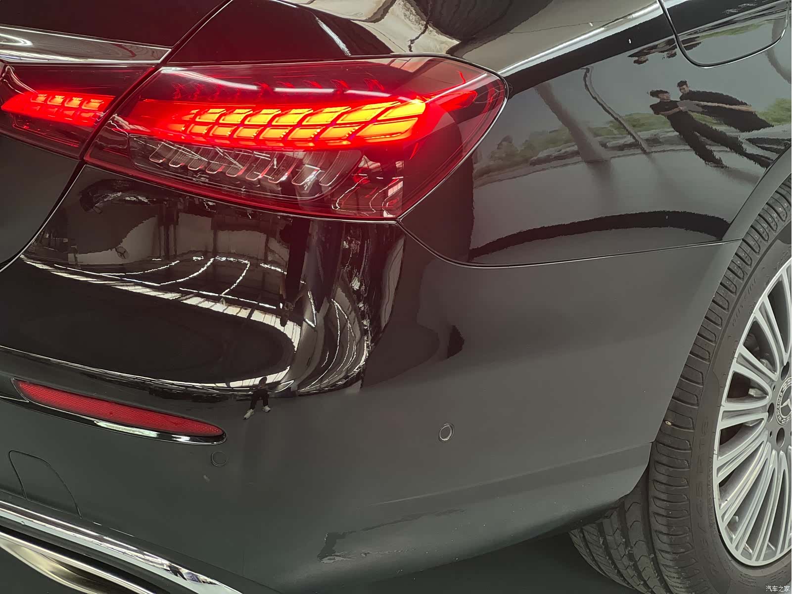 Mercedes-Benz E-Class, 2023 4