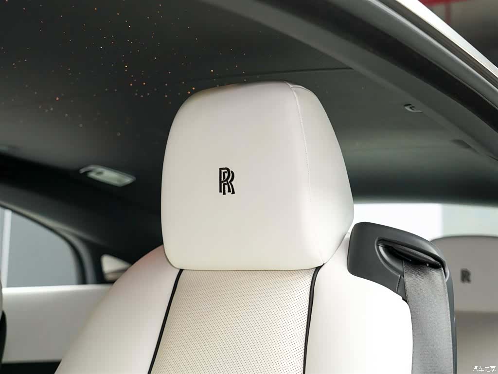 Rolls-Royce Wraith, 2024 10