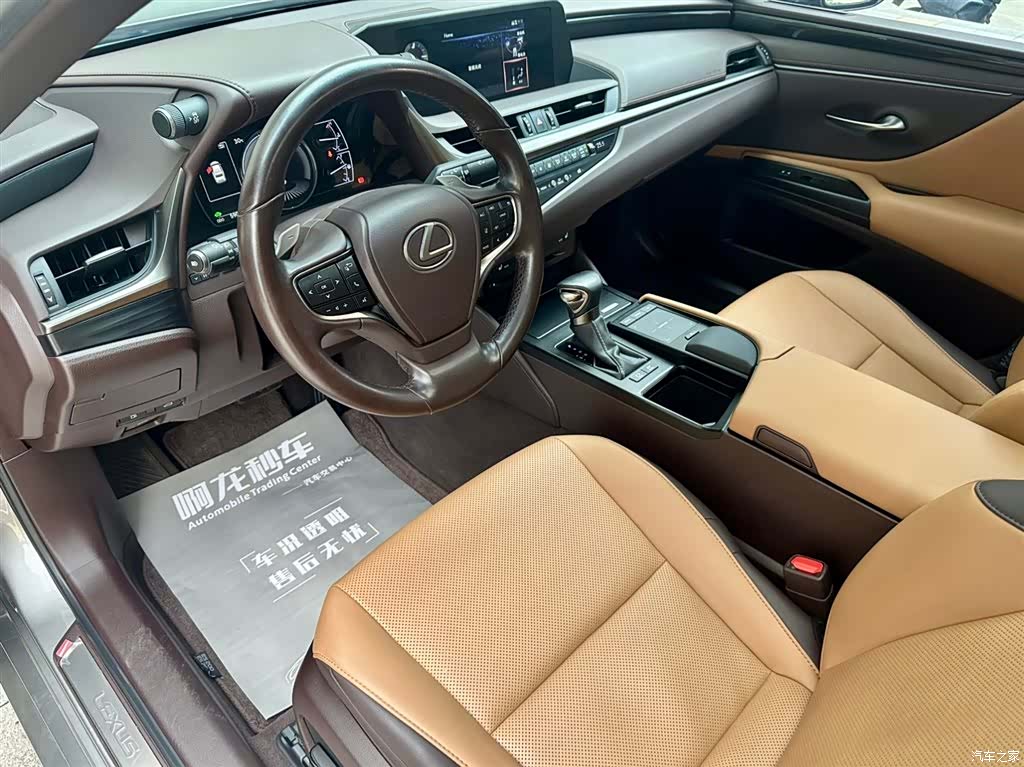 Lexus ES, 2020 8