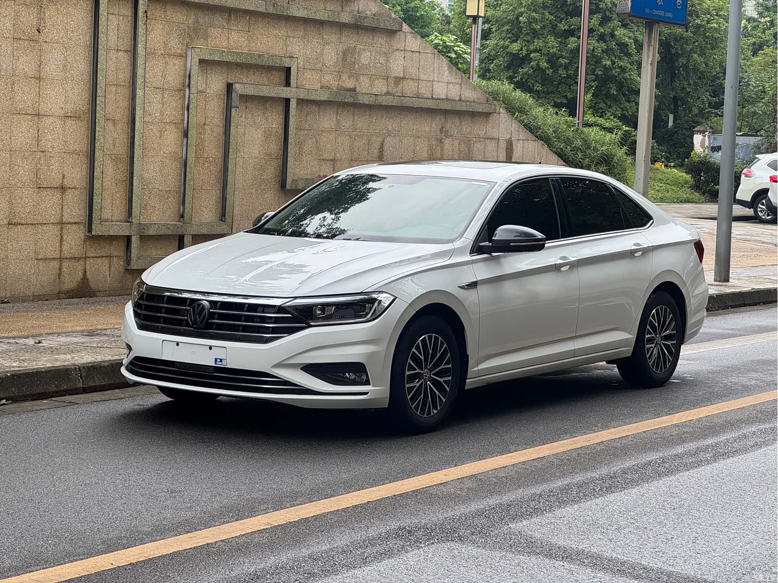 Volkswagen Sagitar, 2021 1