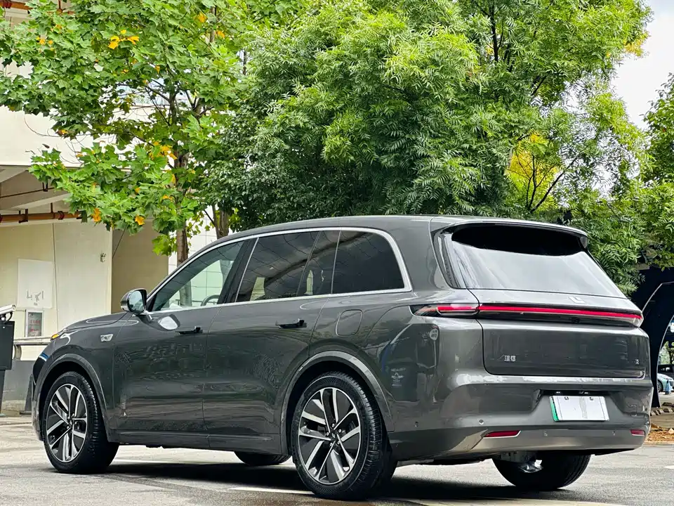 Li Auto Ideal L8
