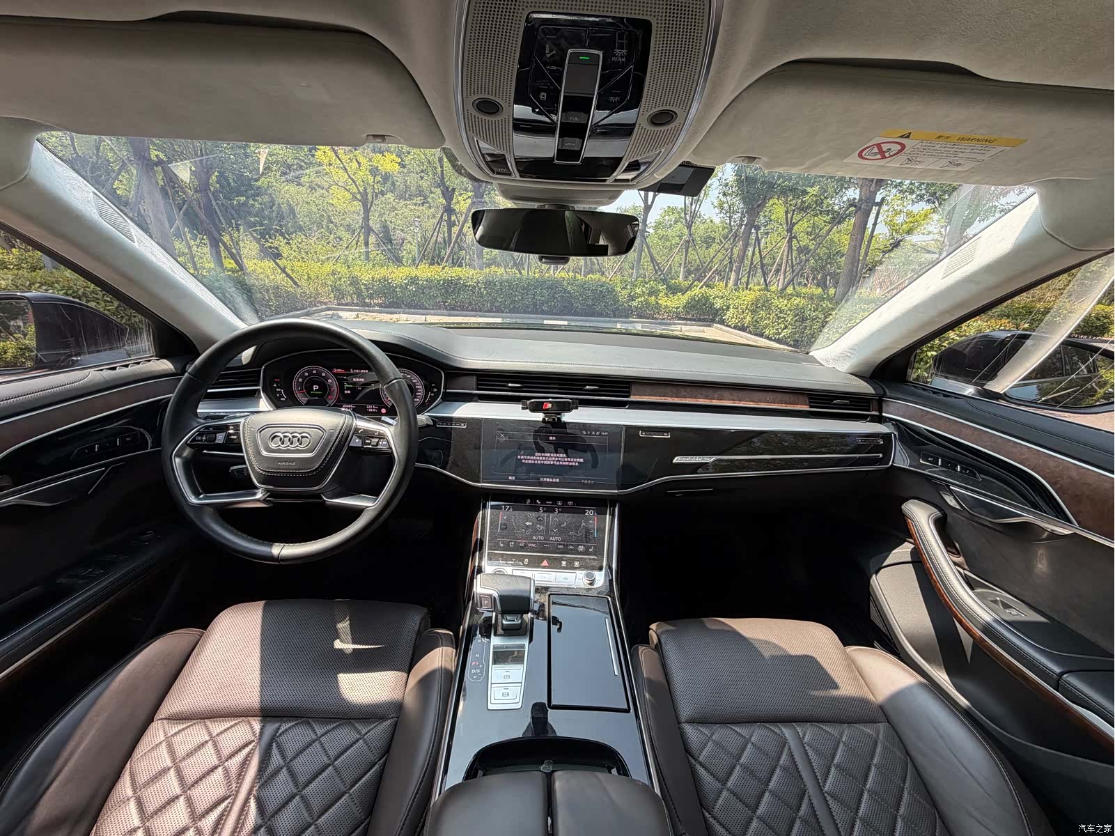 Audi A8L, 2022 16
