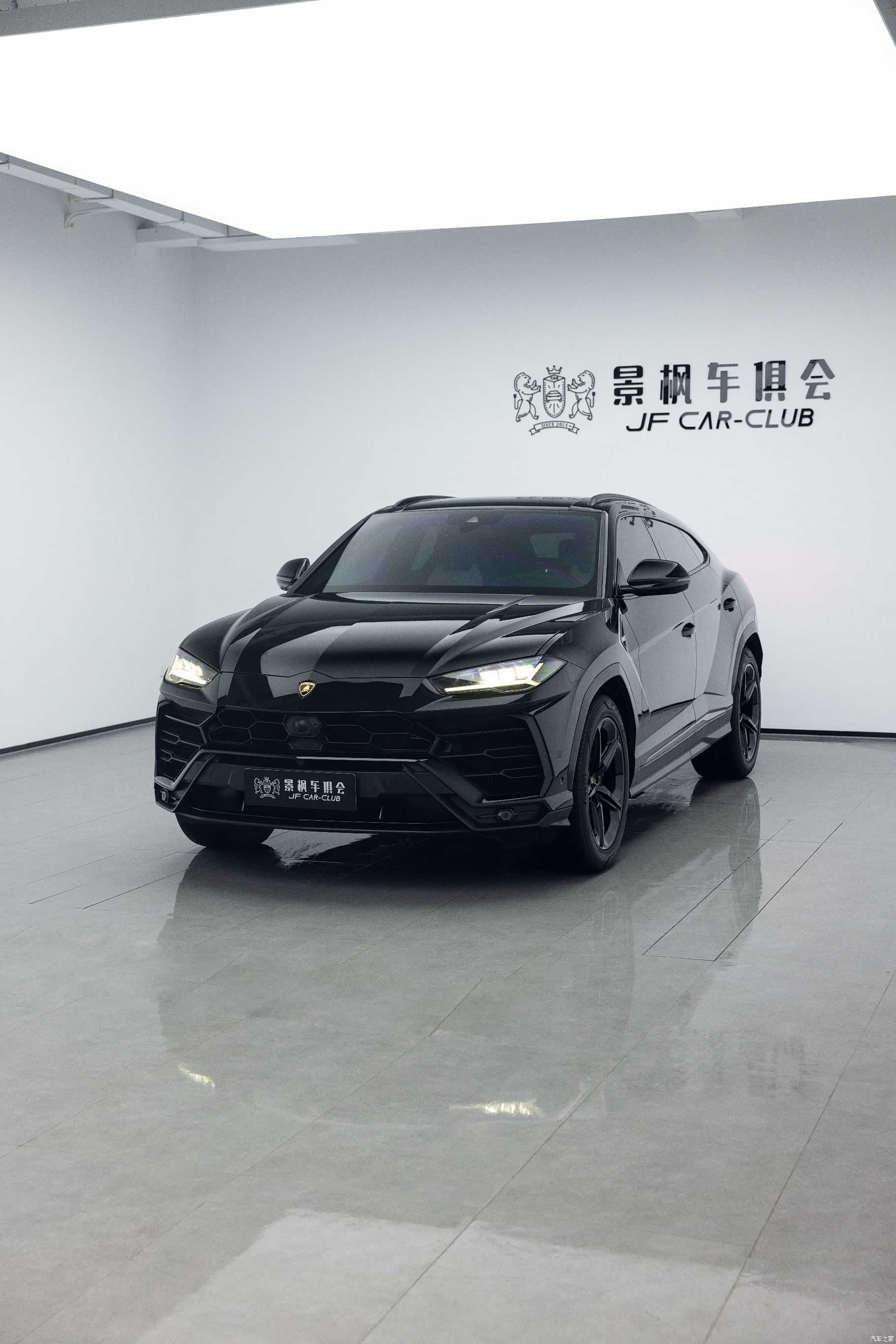 Lamborghini Urus, 2021 2
