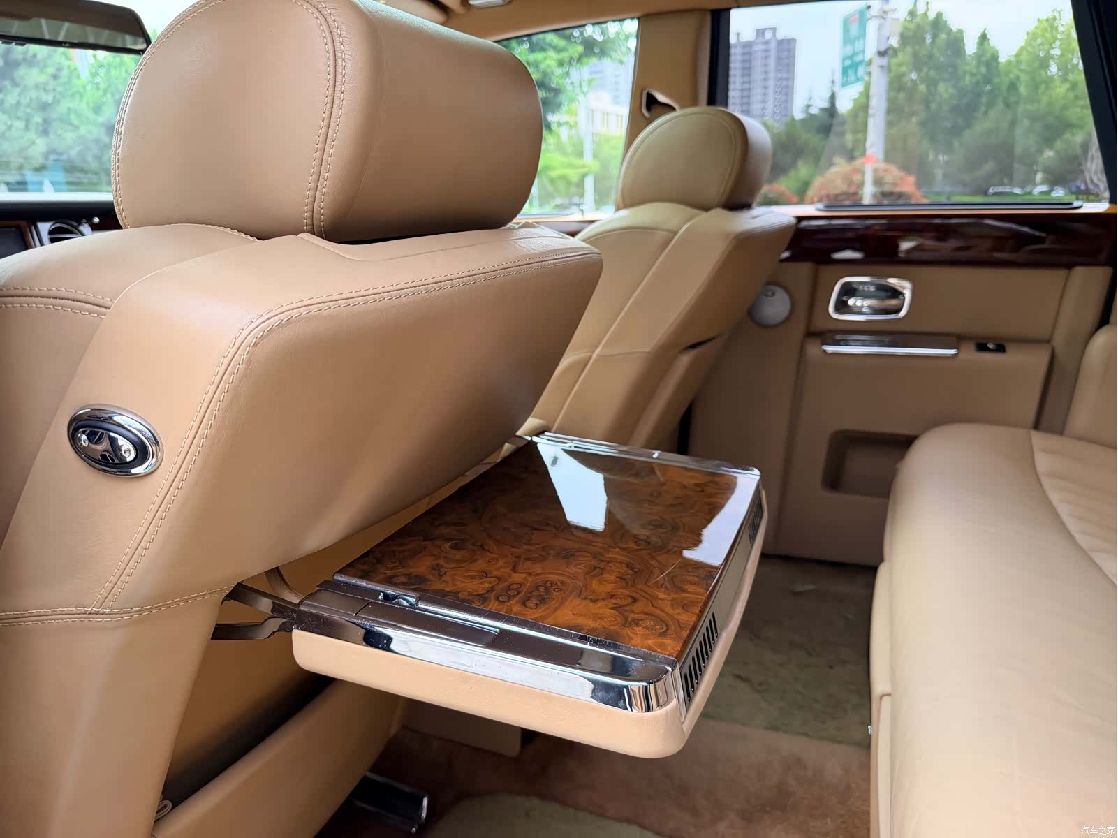 Rolls-Royce Phantom, 2007 7