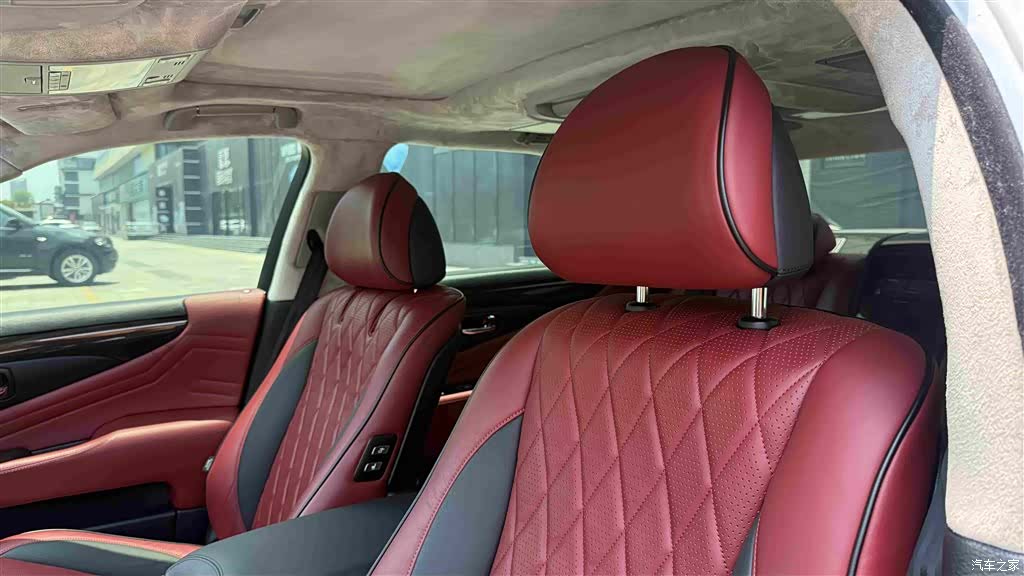 Lexus LS, 2009 10