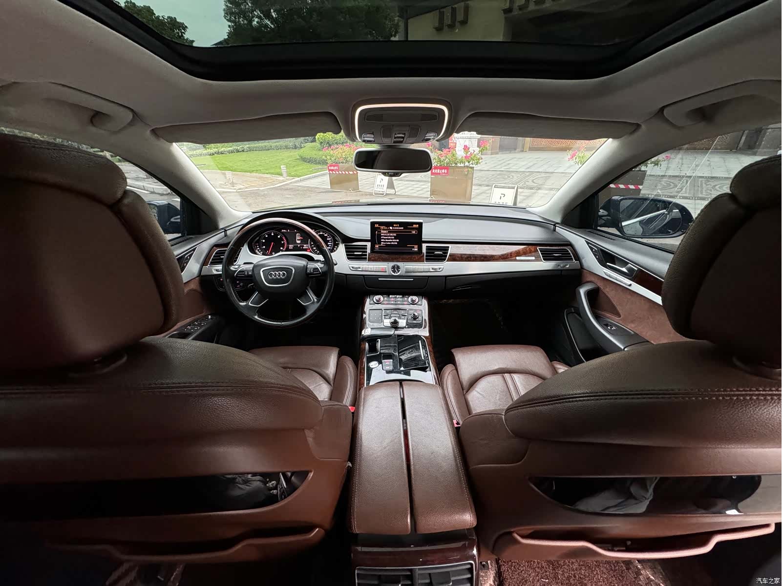 Audi A8L, 2014 9
