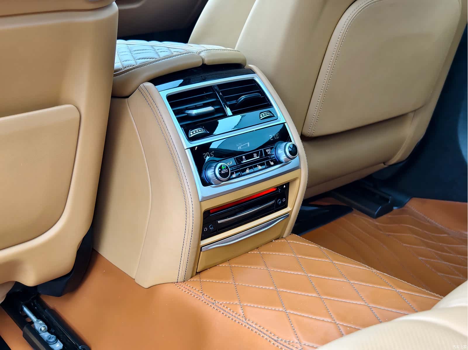BMW 7 Series, 2019 12