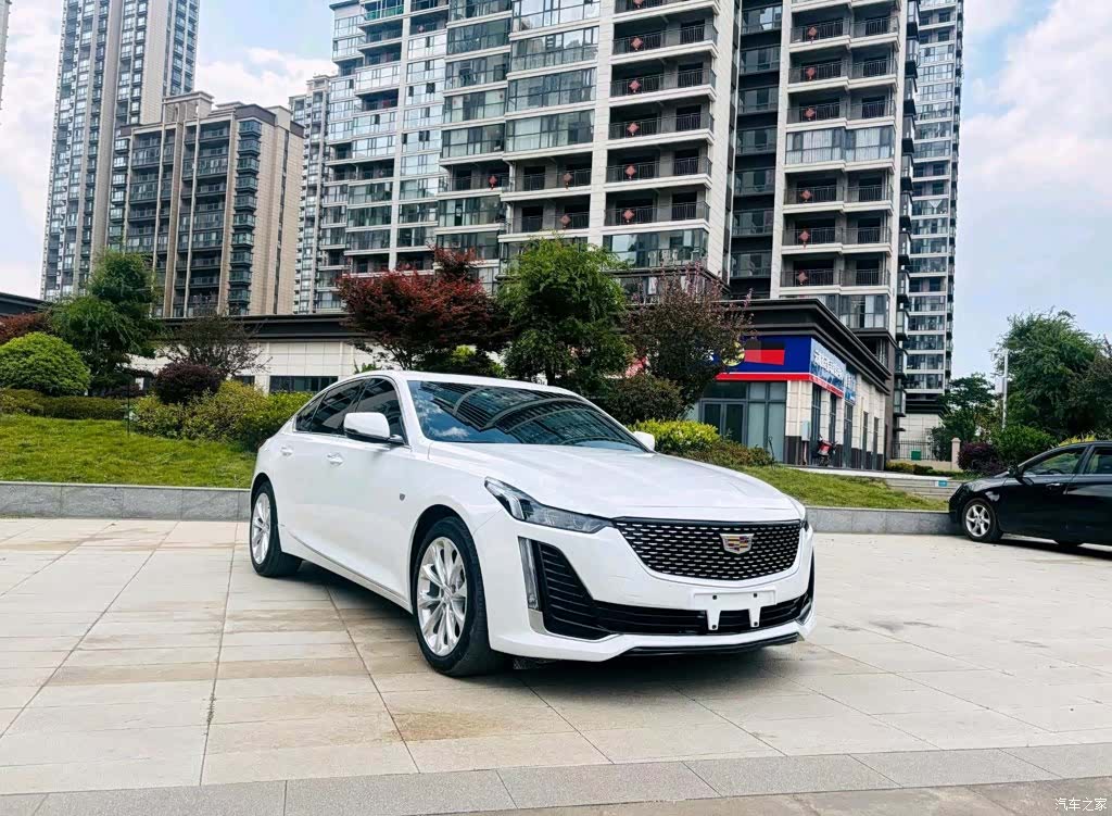 Cadillac CT5, 2023 3