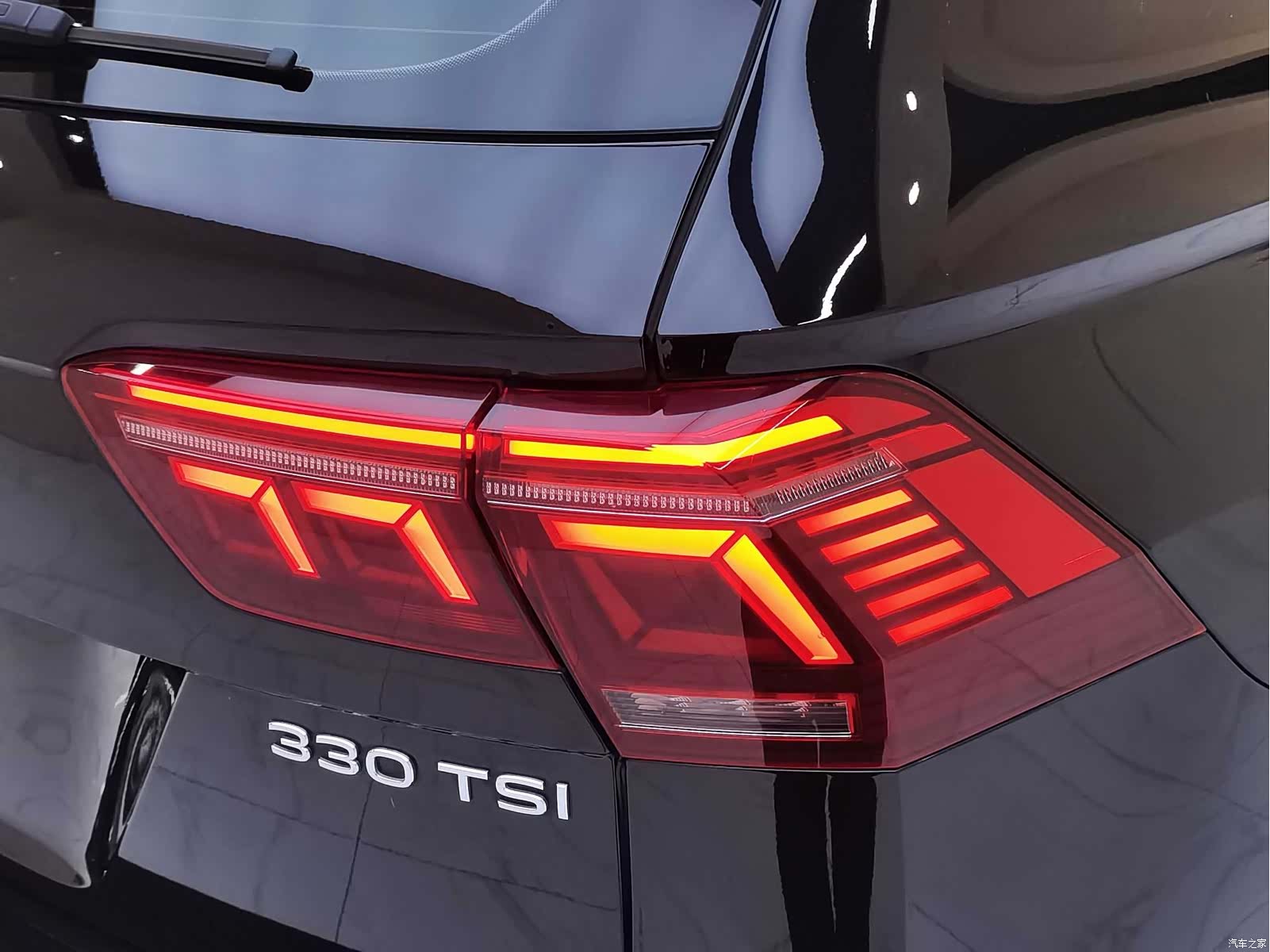 Volkswagen Tiguan L, 2022 25