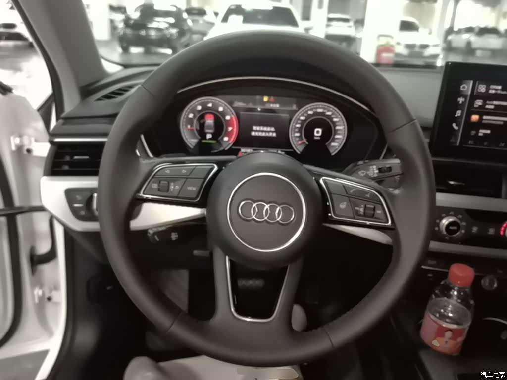 Audi A4L, 2021 11