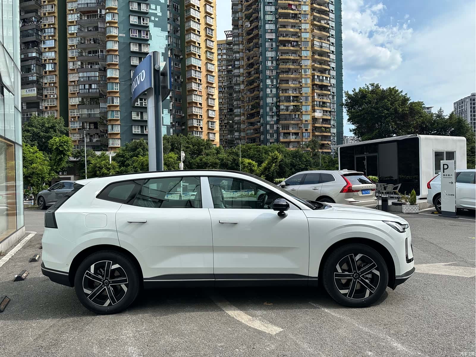 Volvo XC70, 2026 4