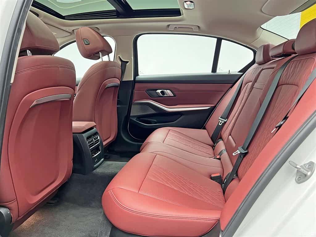 BMW i3, 2024 14