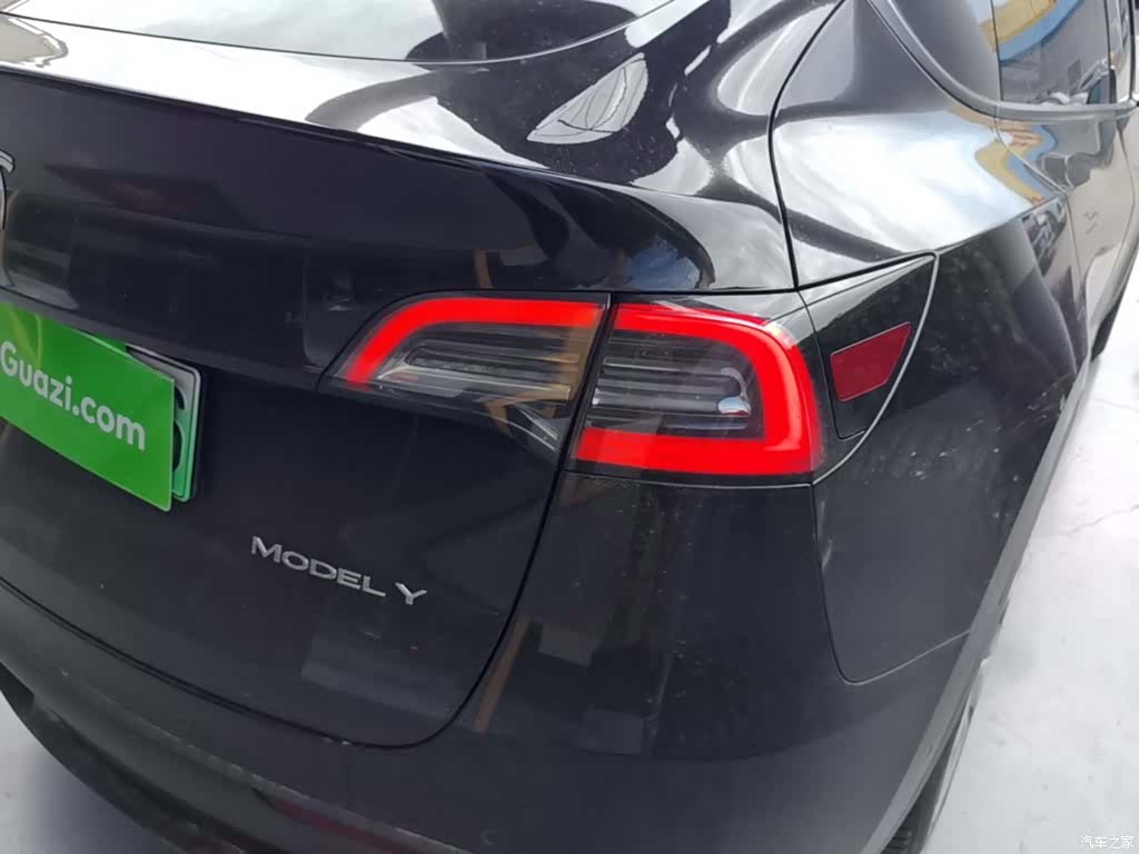 Tesla Model Y, 2022 8