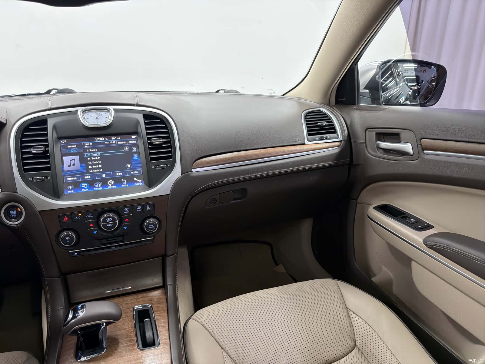KeLaiSiLei(JinKou) 300C, 2013 10